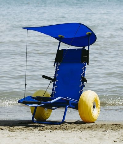 Sedia da mare JOB: la carrozzina da mare e spiaggia per persone disabili che va in acqua sedia job mare disabili 1