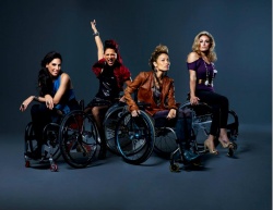 ragazze in carrozzina protagonoiste di push girls serie tv USA