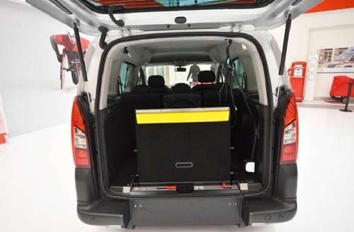Peugeot trasporto partner pedana carrozzina