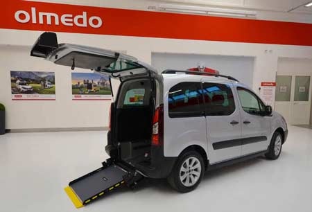 mezzo allestito per trasporto disabili 