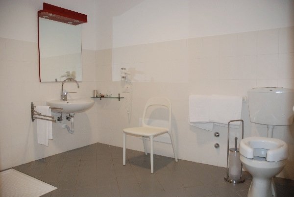 Hotel_Losetta_bagni_accessibili
