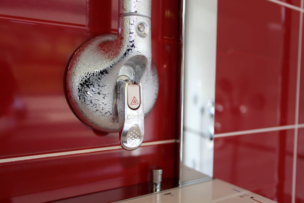 particolare_chrome_look