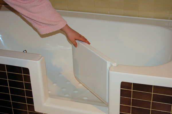 vasca con sportello laterale 