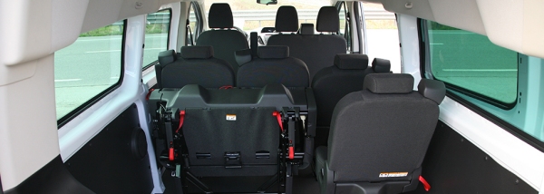 Ford Transit Custom allestito disabili interno
