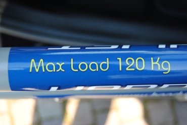 Handylift, la gruetta sollevapersone disabili per l'entrata in auto del passeggero in carrozzina peso gruetta disabili 1