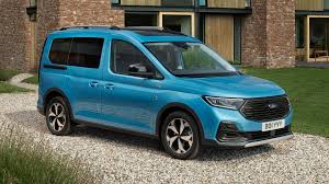 Tourneo Connect, l'allestimento Ford per il trasporto del passeggero in carrozzina ford tourneo