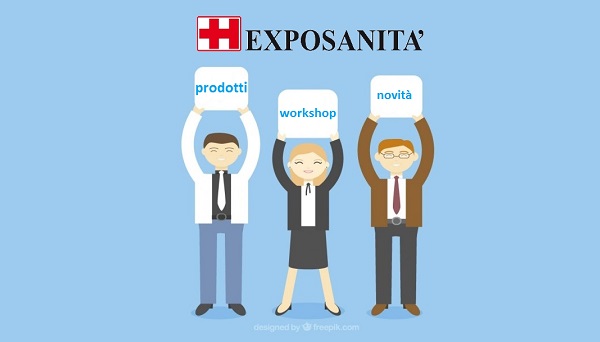 persone con abiti eleganti da lavoro con dei cartelli