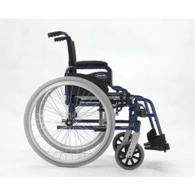 carrozzina pieghevole anziani