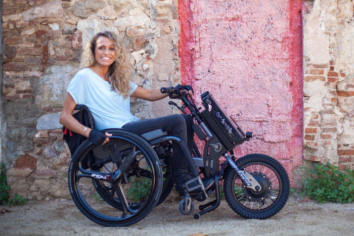 batec su carrozzina con utente