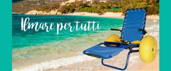 mare di Sardegna con sedia jo b e scritta "Il mare per tutti"
