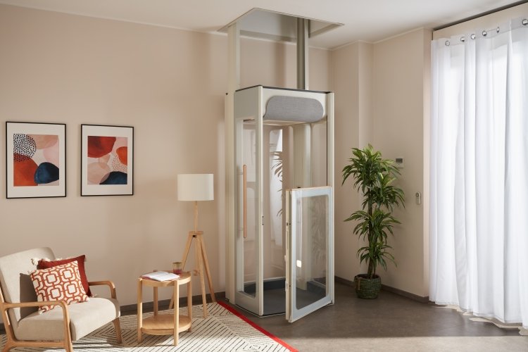 miniascensore disabili Uplift s2 installato in un ambiente domestico