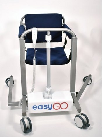 Sollevatore elettrico (gruetta disabili) EasyGo per trasferire persone disabili e anziane su letto, bagno, auto gruetta sollevatore disabili 1
