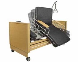 letto elettrico wimed nella funzione alzata in piedi