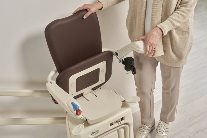Poltroncina montascale su misura richiudibile per disabili e anziani anche per scale molto lunghe montascale richiuso