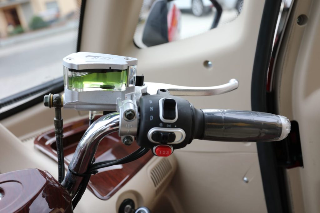 Cab-2-versione-manubrio