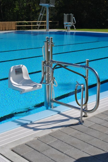 Sollevatore disabili per piscina sollevatore Stannah Easy Pool