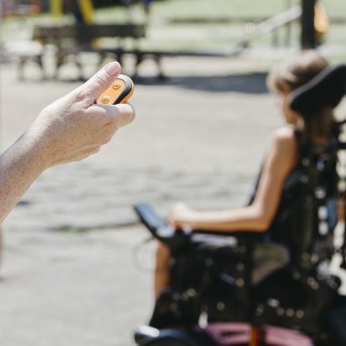 Stop & Set di Rehatronic: il telecomando per carrozzine elettriche, compatibile con tutti i modelli telecomando carrozzina elettronica 1