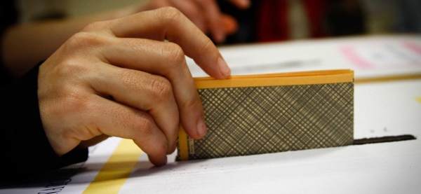 Scheda elettorale inserita nell'urna