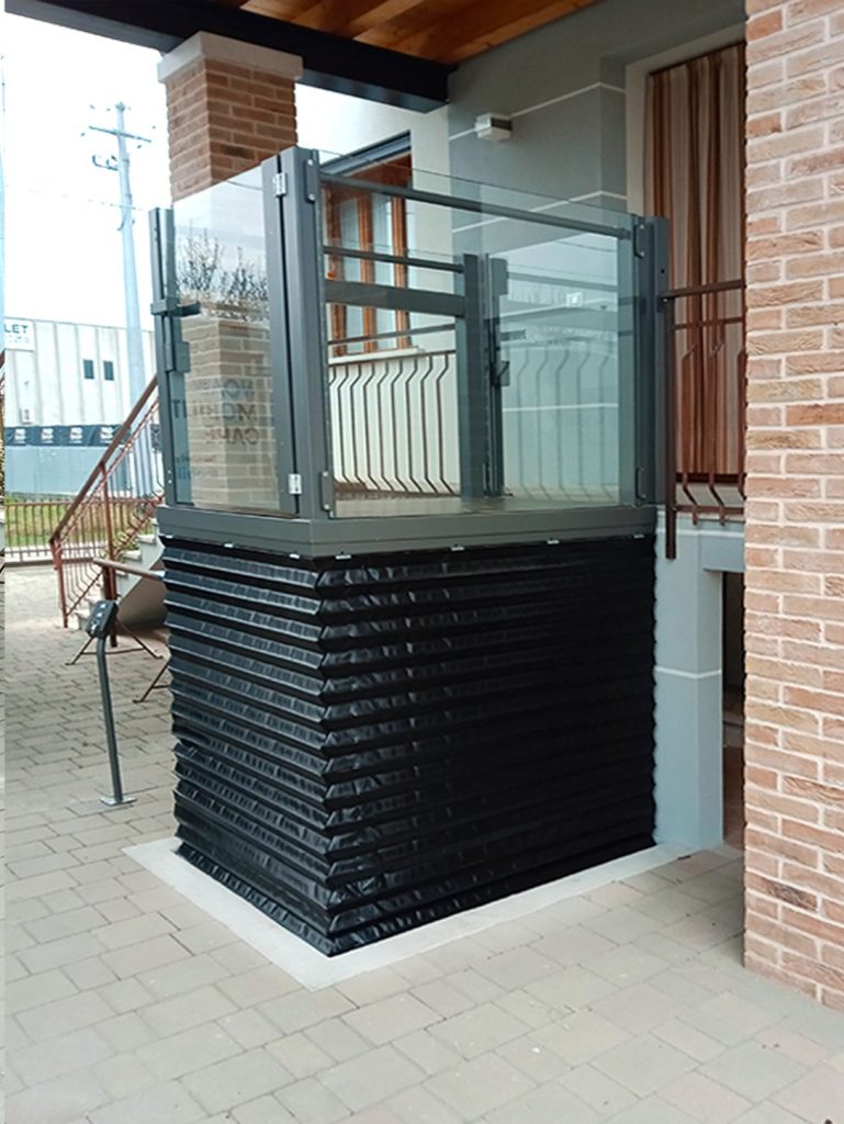 elevatore_a_vano_aperto_2