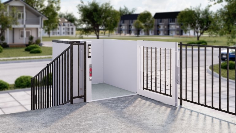 piattaforma per sedie a rotelle installata su scala esterna