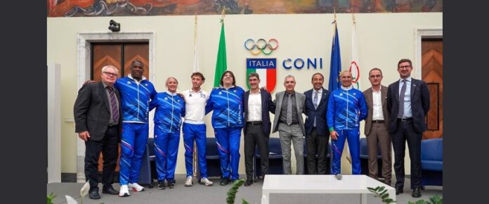 alcuni componenti della nazionale italiana di atletica paralimpica alla conferenza stampa di presentazione per i mondiali di nuova delhi
