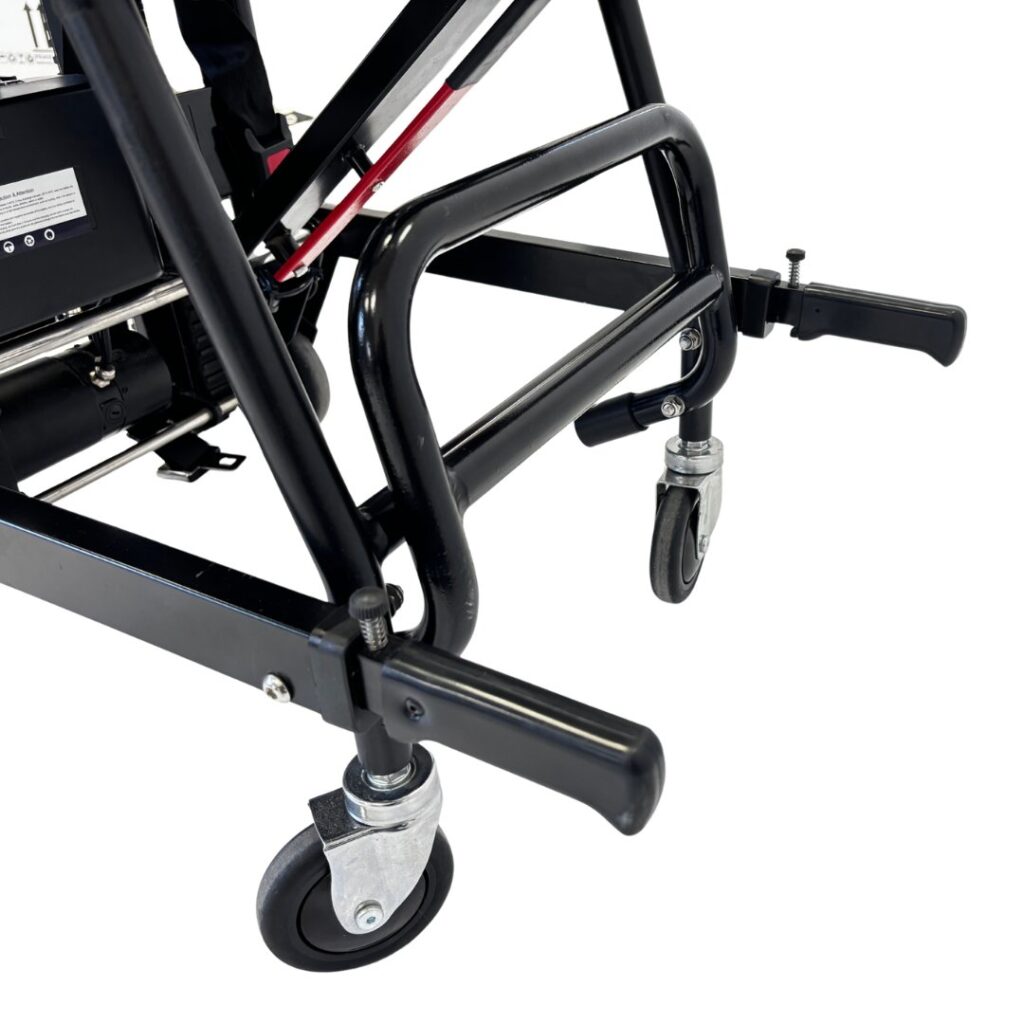 Montascale a cingoli elettrico senza installazione: un ausilio mobile per salire le scale 11