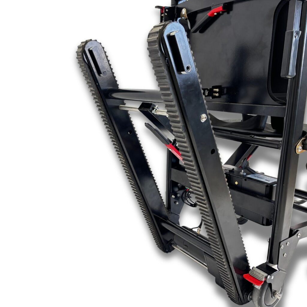 Montascale a cingoli elettrico senza installazione: un ausilio mobile per salire le scale 14